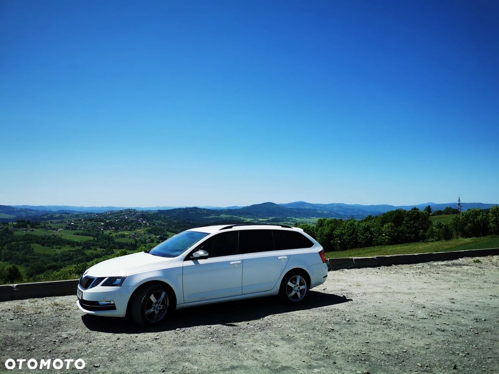 Skoda Octavia 1.6 TDI Ambition - 2