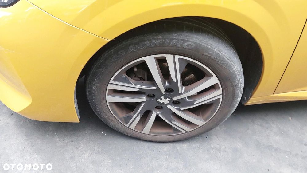 Peugeot 208 PureTech 100 Allure Pack - 14