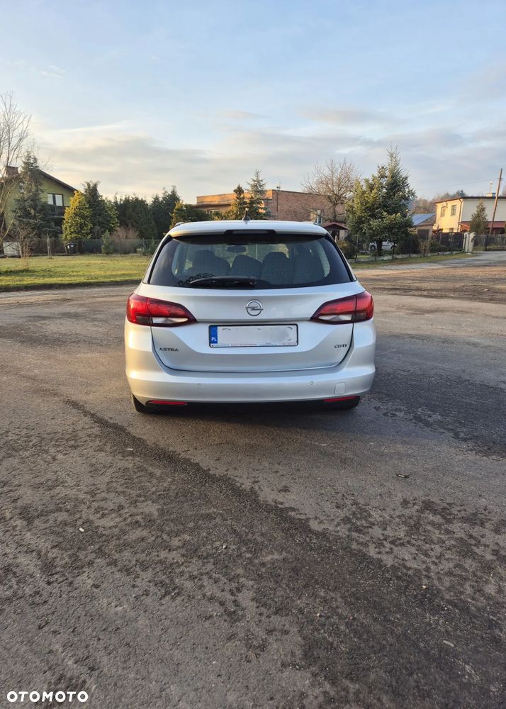 Opel Astra 1.6 CDTI Sport - 10