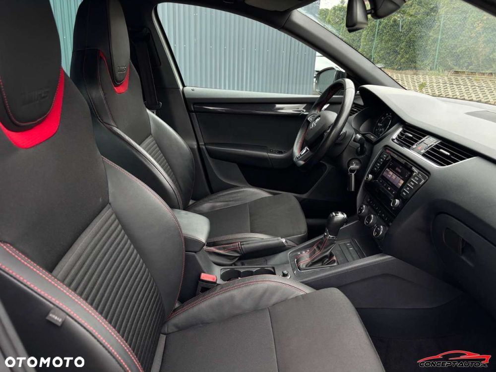 Skoda Octavia 2.0 TSI RS DSG - 23