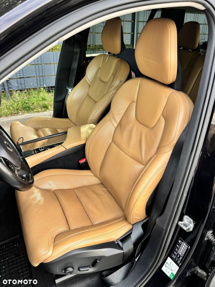 Volvo XC 90 - 2
