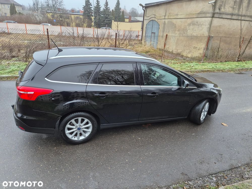 Ford Focus 2.0 TDCi Titanium ASS - 6