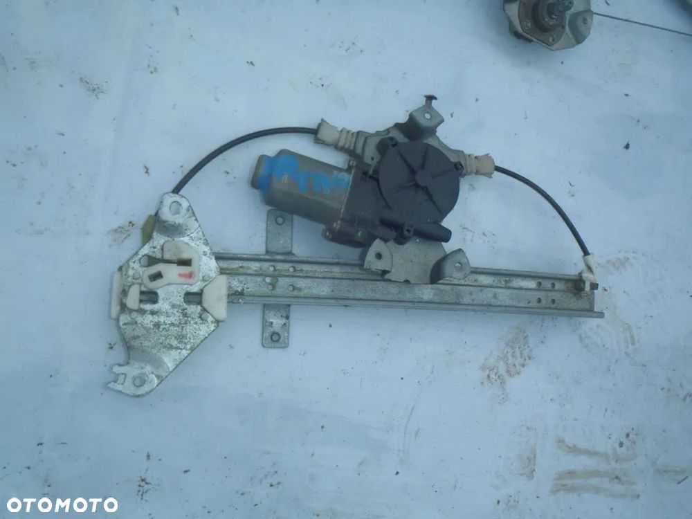 silniczek mechanizm podnośnik szyby nissan tino - 1