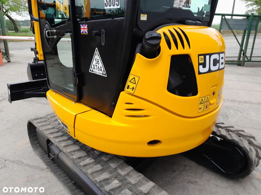 JCB 8025 2018R - 11
