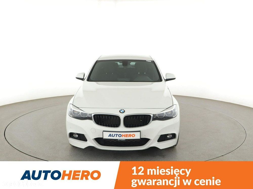 BMW Seria 3 320d xDrive M Sport - 12