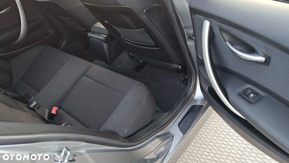 BMW Seria 1 - 20