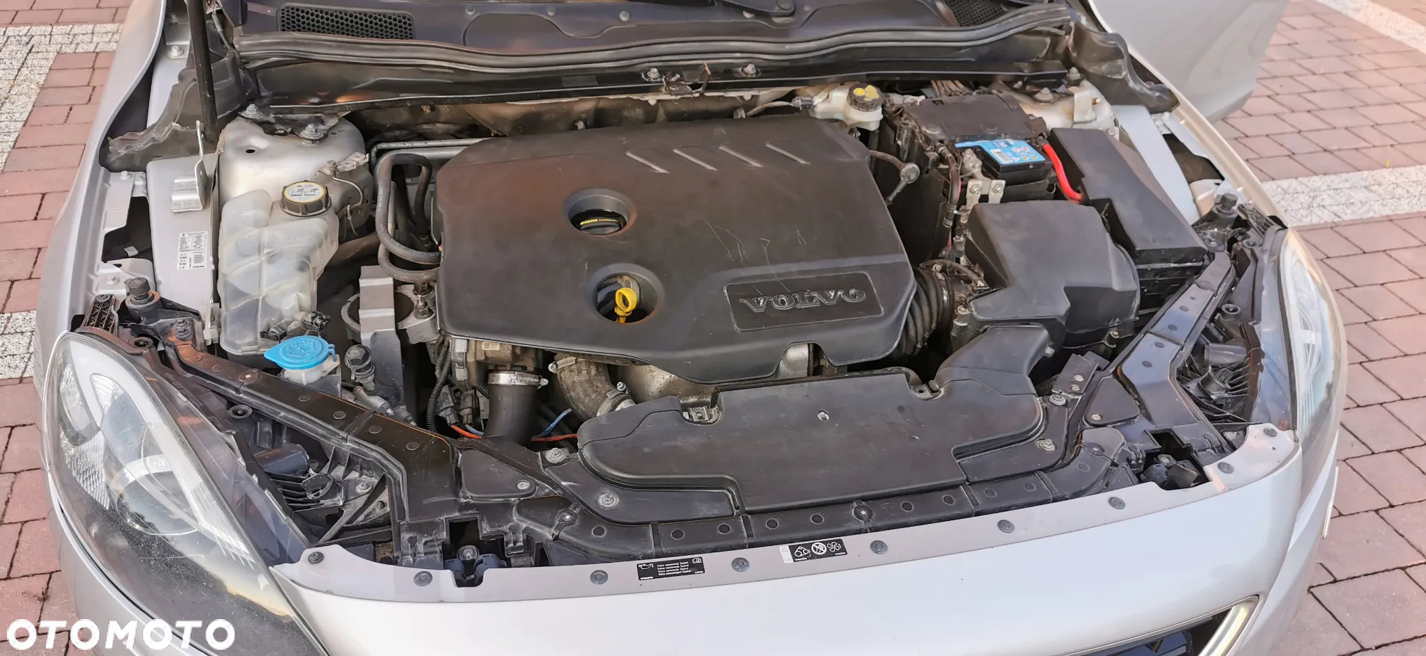 Volvo V40 D2 Summum - 9