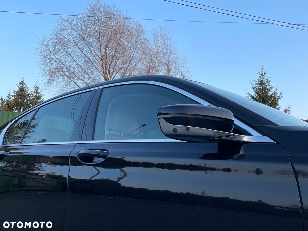 BMW Seria 7 730d xDrive - 15