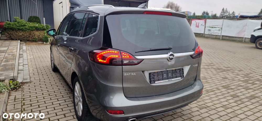 Opel Zafira Tourer 1.6 SIDI Turbo Sport - 4