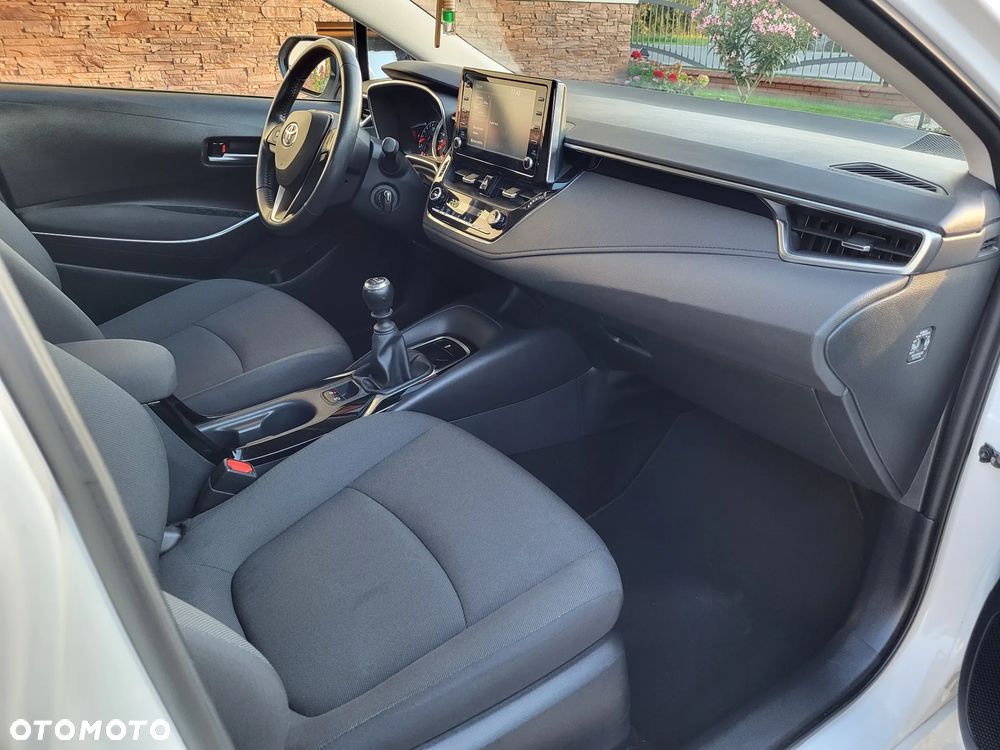Toyota Corolla 1.5 Comfort - 18