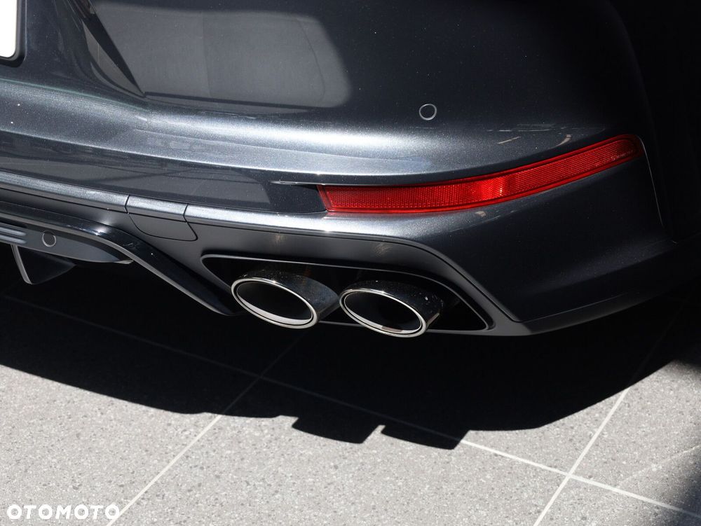 Porsche Panamera - 30