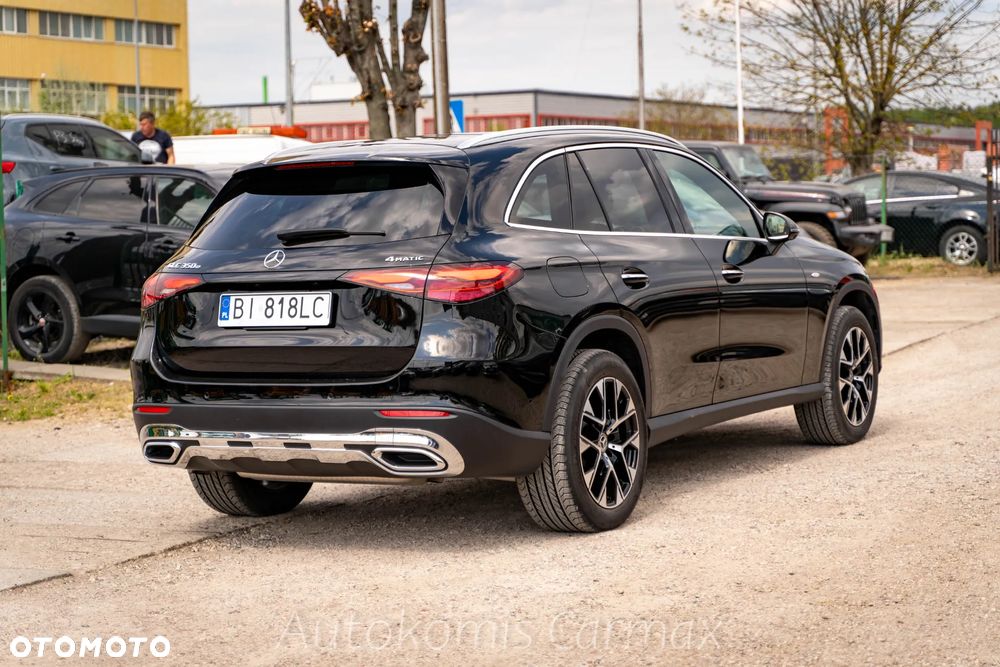 Mercedes-Benz GLC - 8