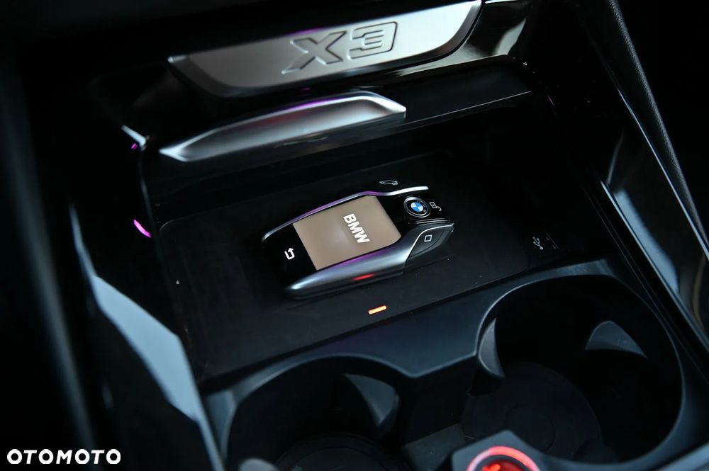 BMW X3 xDrive25d Luxury Line - 37