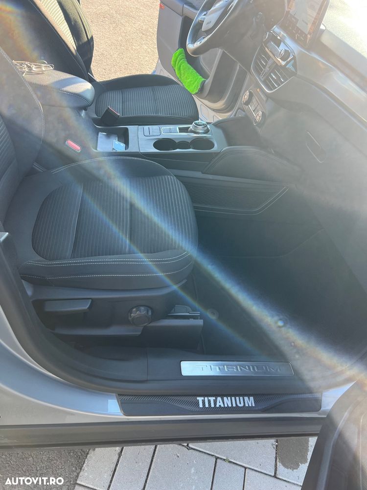 Ford Kuga 2.0 EcoBlue Aut. 4x4 COOL&CONNECT - 12