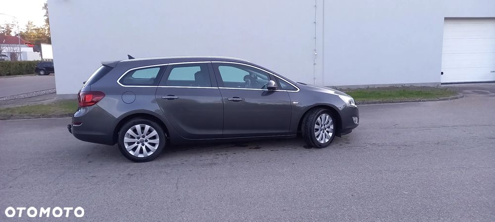Opel Astra 1.7 CDTI DPF Cosmo - 25