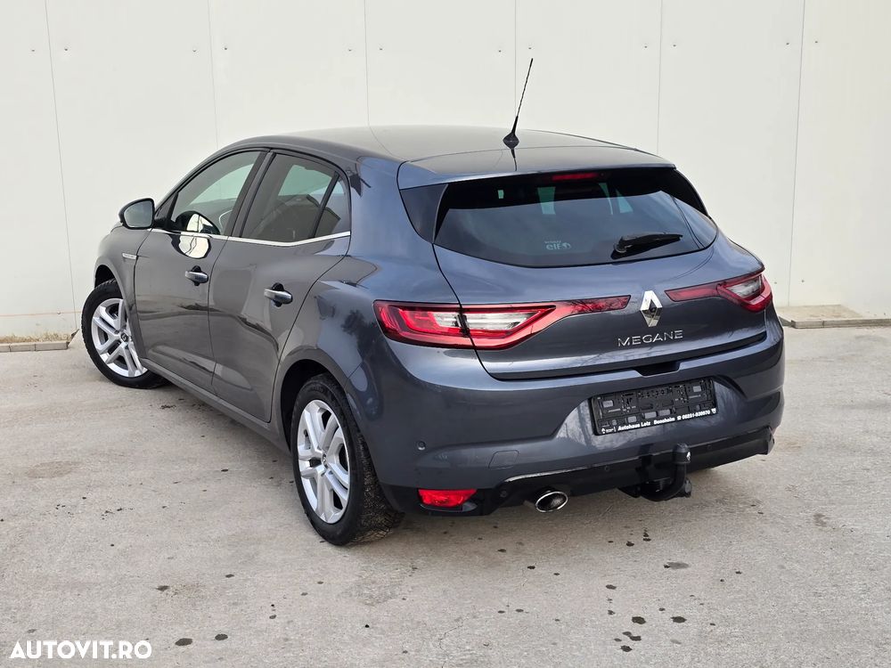 Renault Megane ENERGY TCe 130 BOSE EDITION - 3