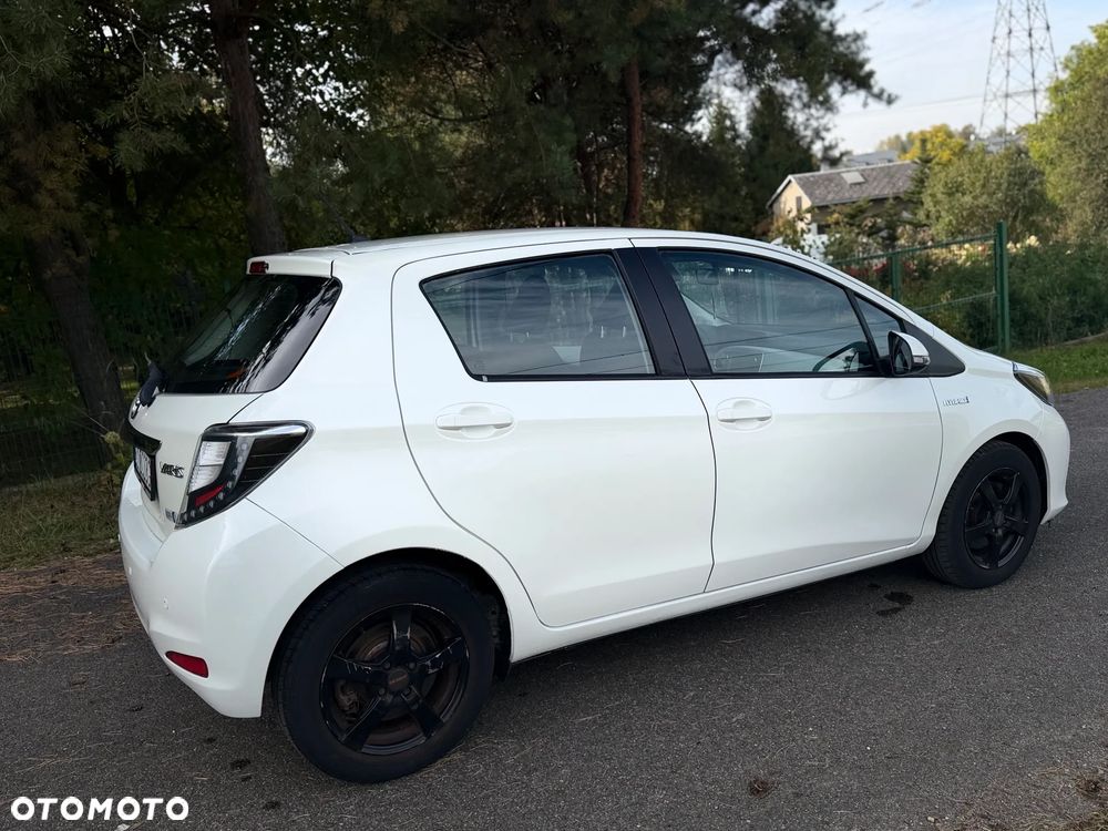 Toyota Yaris - 22