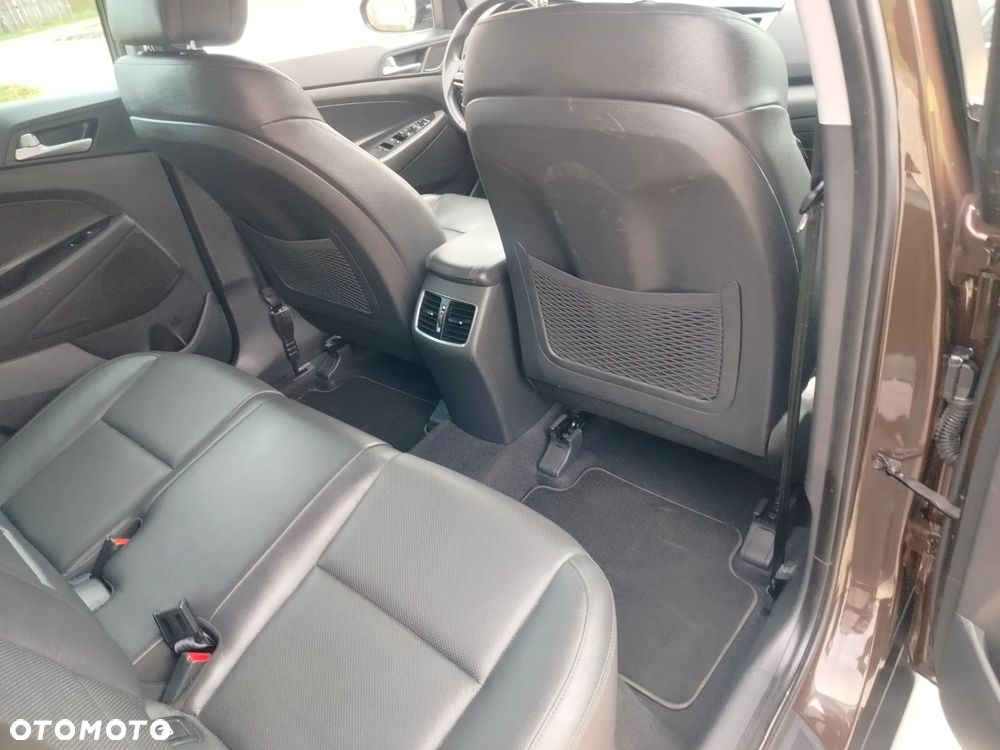 Hyundai Tucson blue 1.7 CRDi 2WD Trend - 24