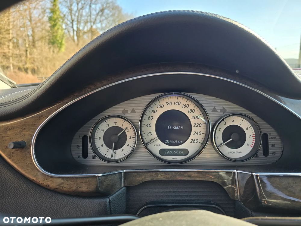 Mercedes-Benz CLS 350 CGI - 33