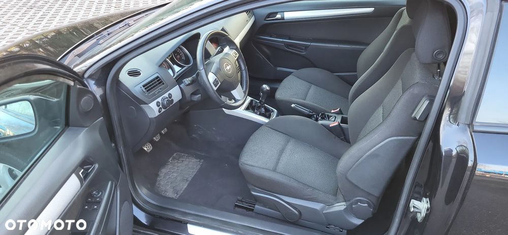 Opel Astra 1.8 Edition Plus - 12