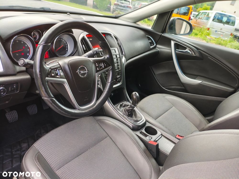 Opel Astra 1.4 Turbo Exklusiv - 5
