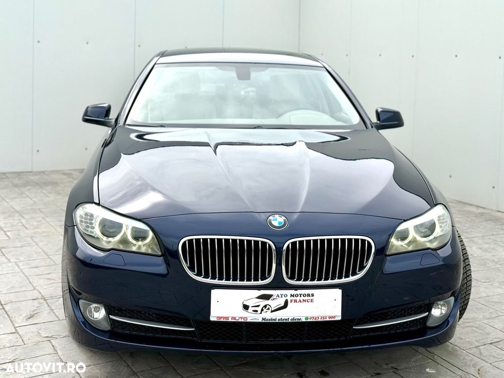 BMW Seria 5 520d Aut. Luxury Line - 15