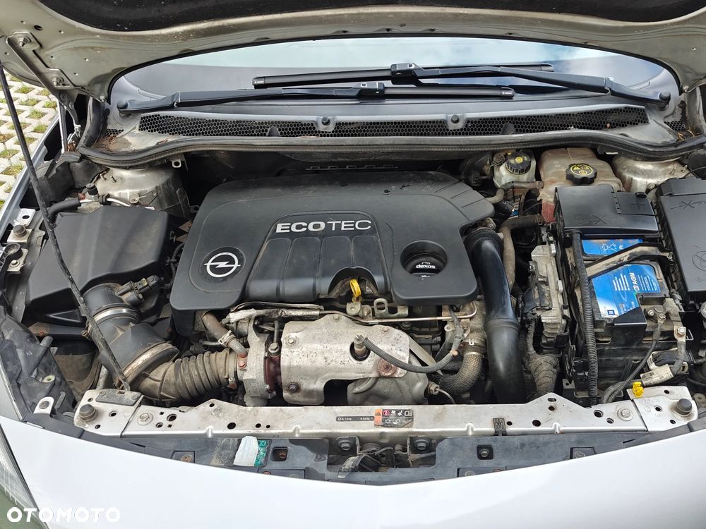 Opel Astra IV 1.6 CDTI Sport - 3