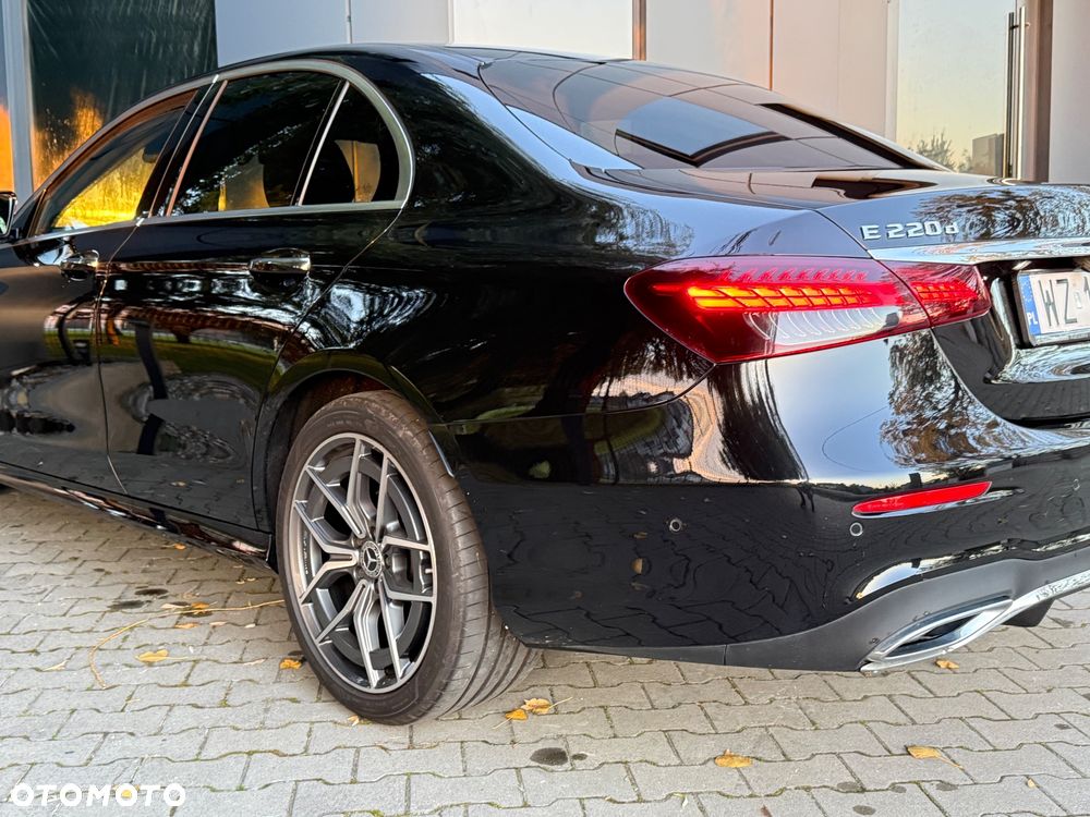 Mercedes-Benz Klasa E 220 d 4-Matic AMG - 15
