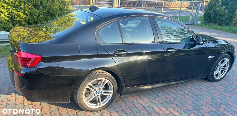 BMW Seria 5 525d xDrive - 3