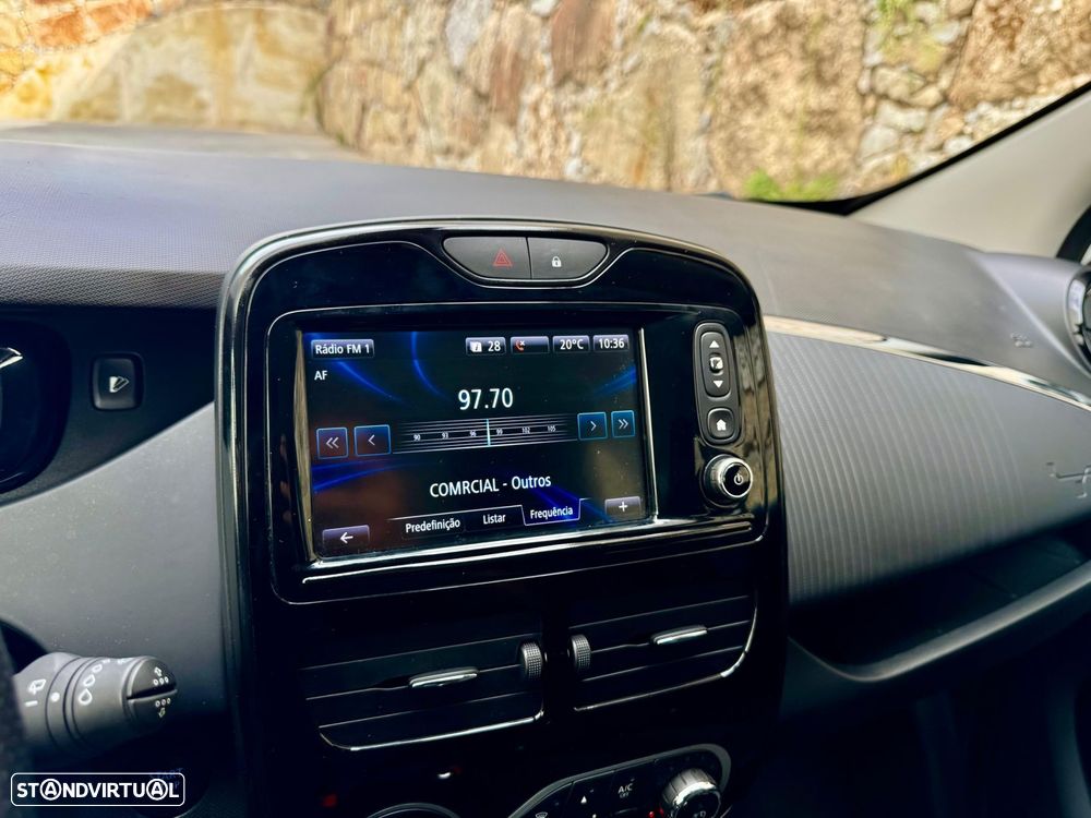 Renault Zoe - 11