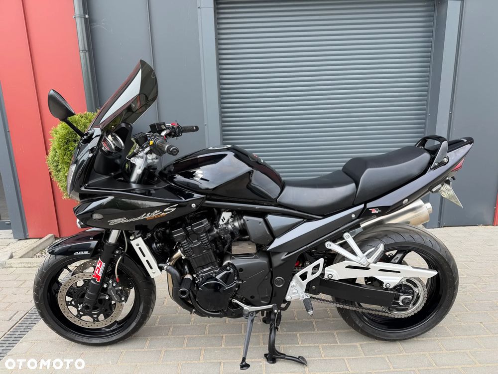 Suzuki Bandit - 40