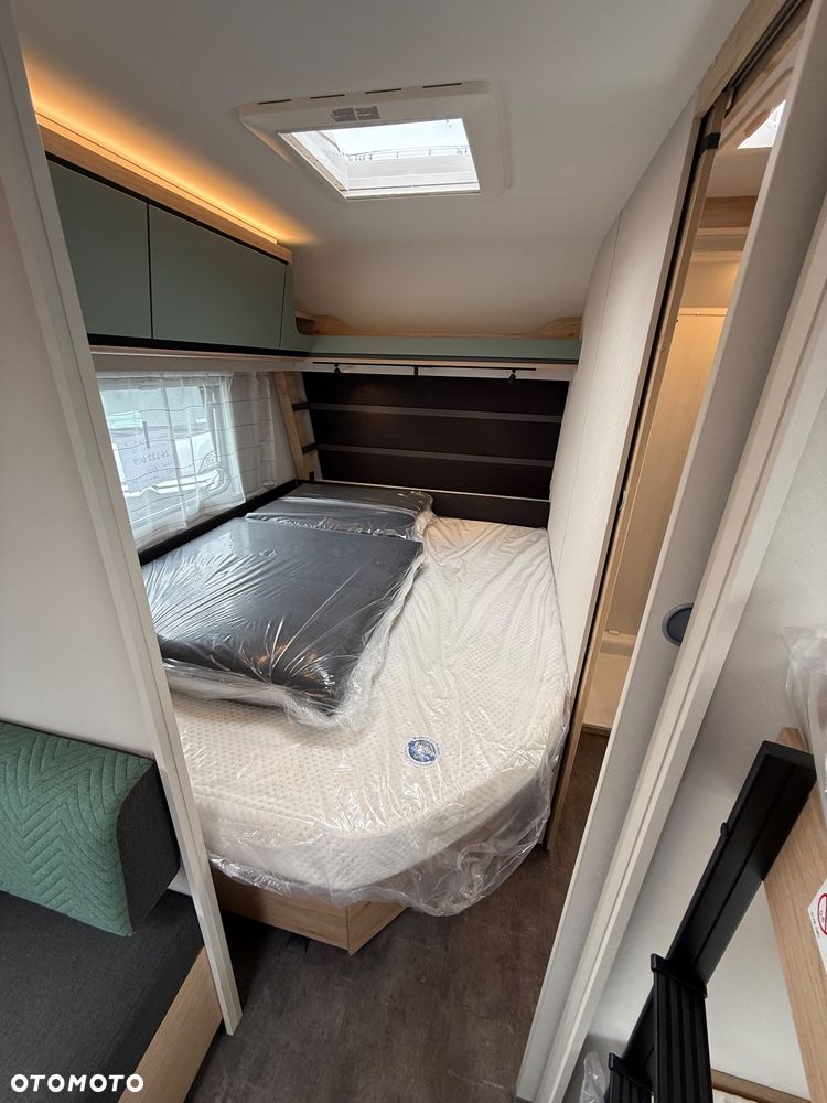 Dethleffs Camper 730 FKR - 20