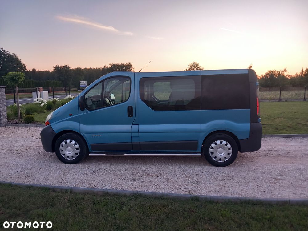 Renault Trafic - 12