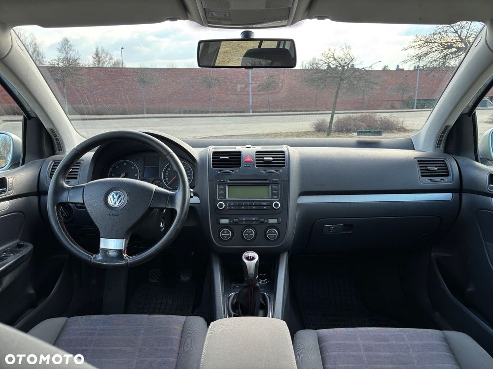 Volkswagen Golf 1.9 TDI GT Sport - 10