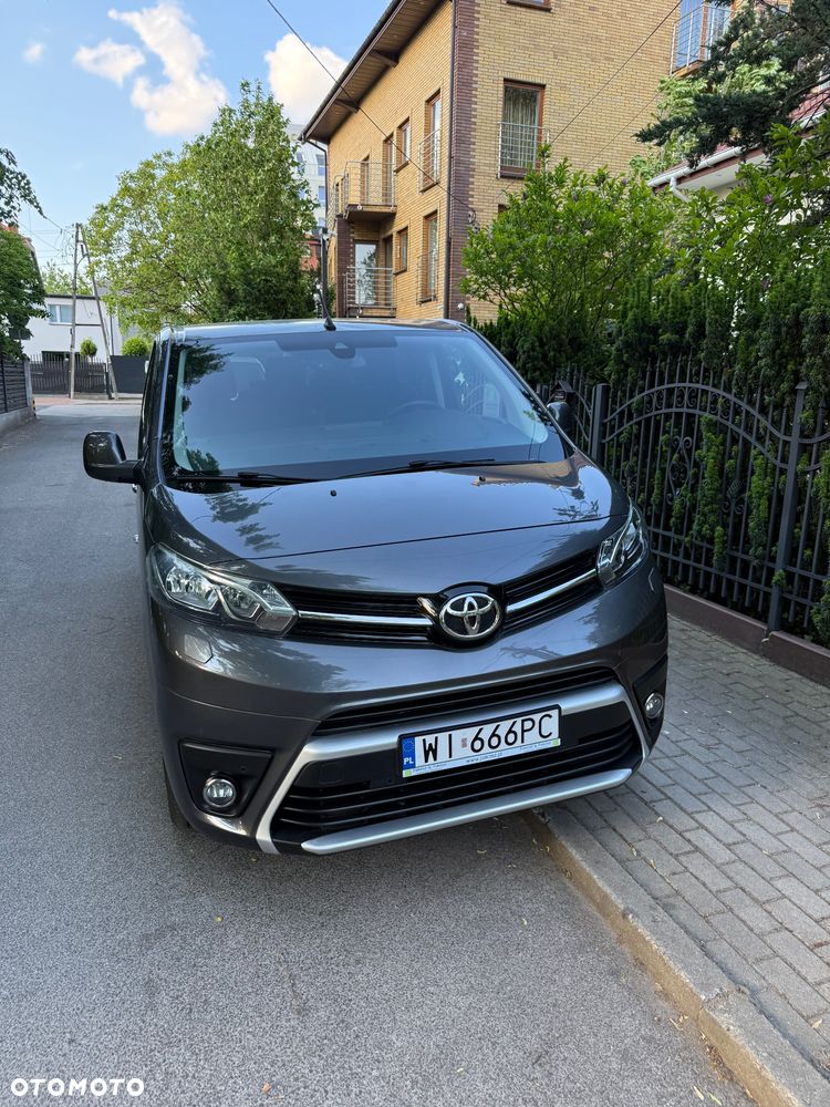 Toyota ProAce Kombi D-4D Medium 2,8t - 18