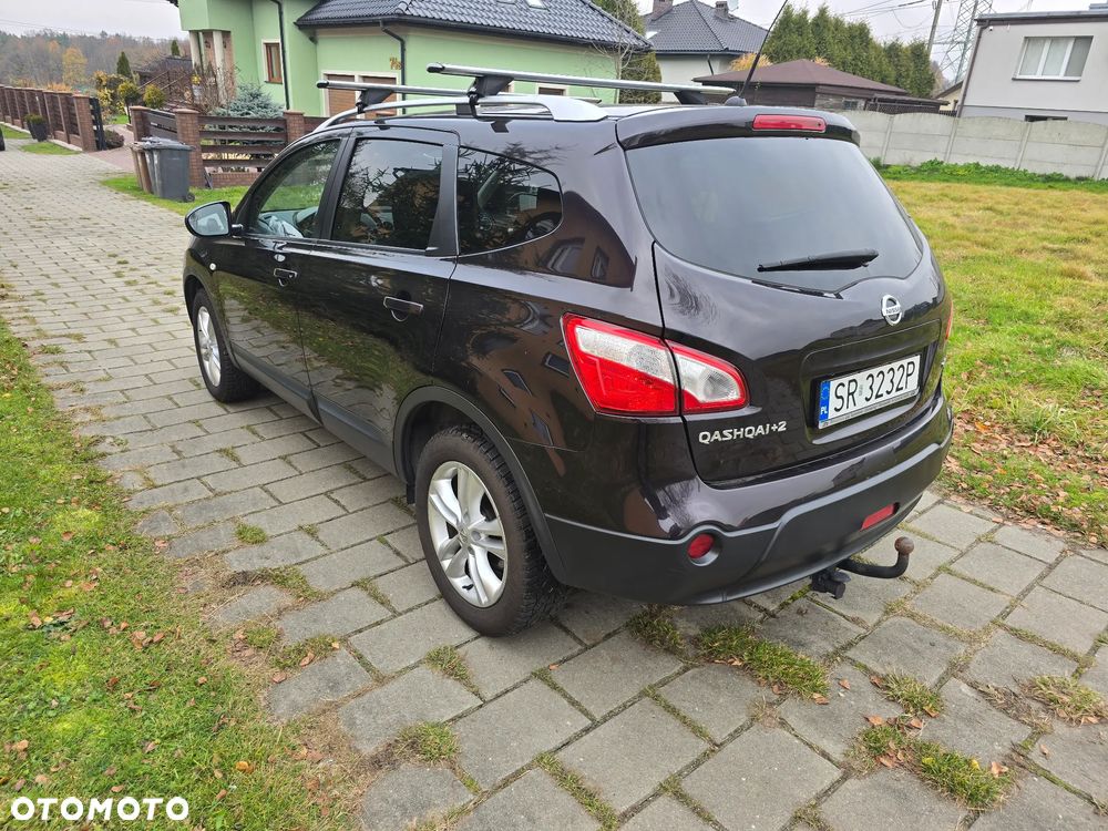 Nissan Qashqai+2 - 4
