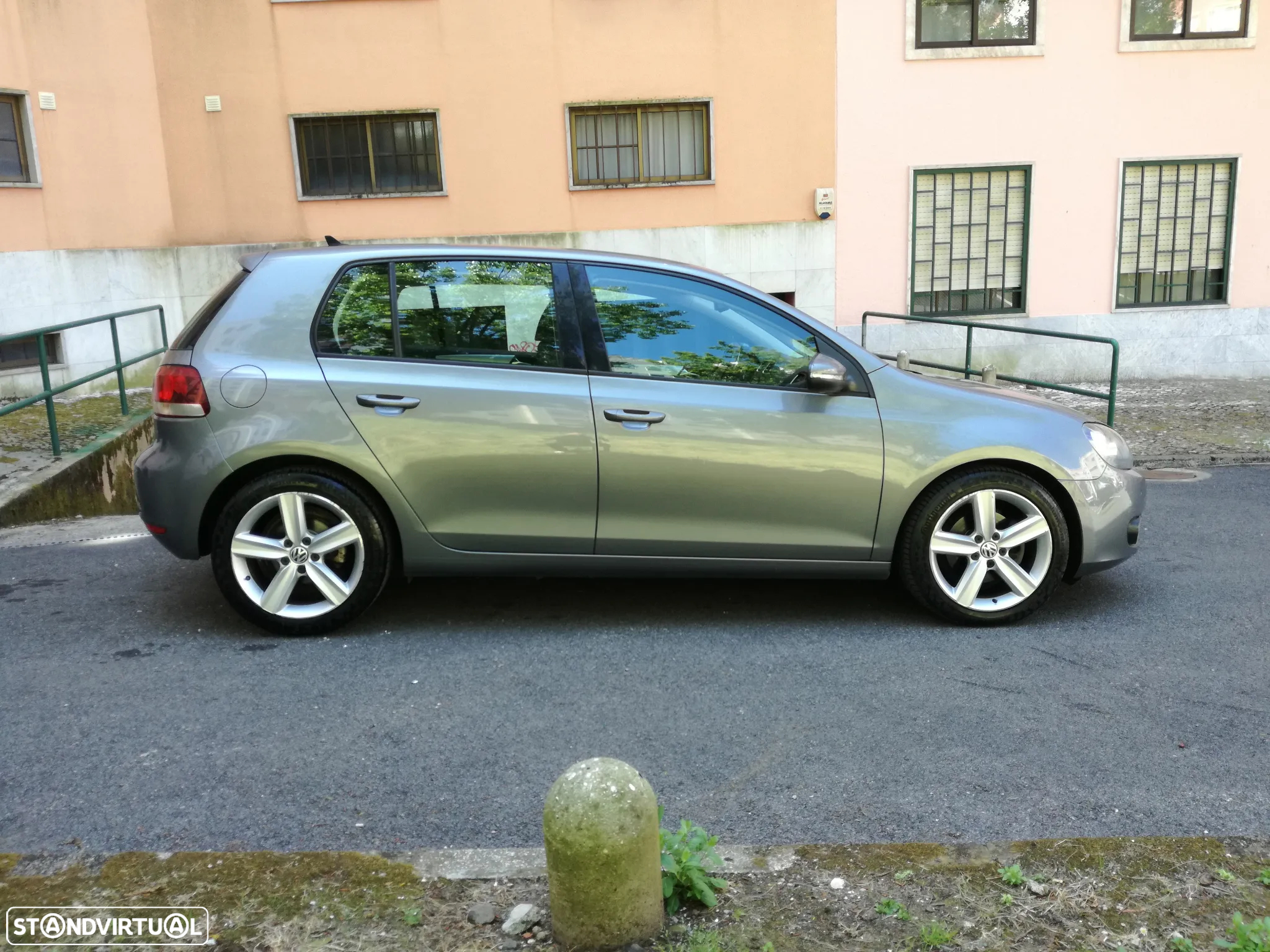 VW Golf 2.0 TDi Highline - 8