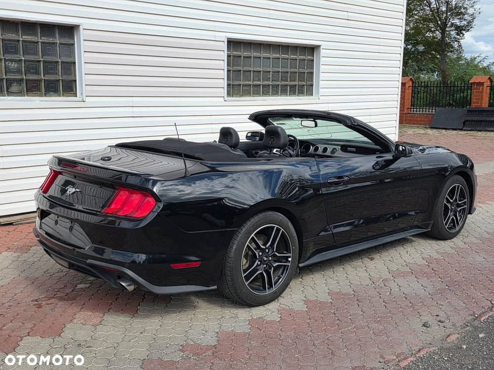 Ford Mustang Cabrio 2.3 Eco Boost - 10