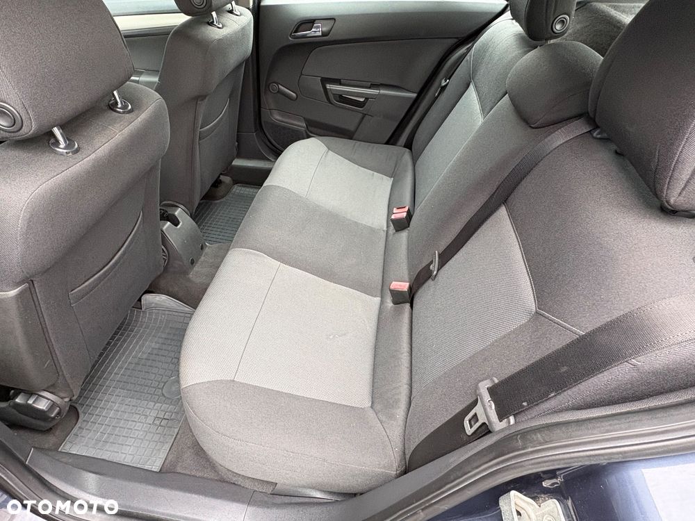 Opel Astra 1.6 Enjoy - 8