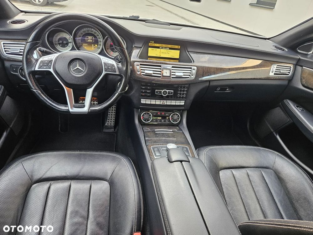 Mercedes-Benz CLS 350 CDI DPF 4Matic BlueEFFICIENCY 7G-TRONIC - 23