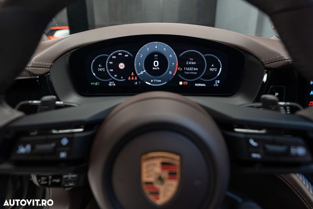 Porsche Panamera 4 - 17