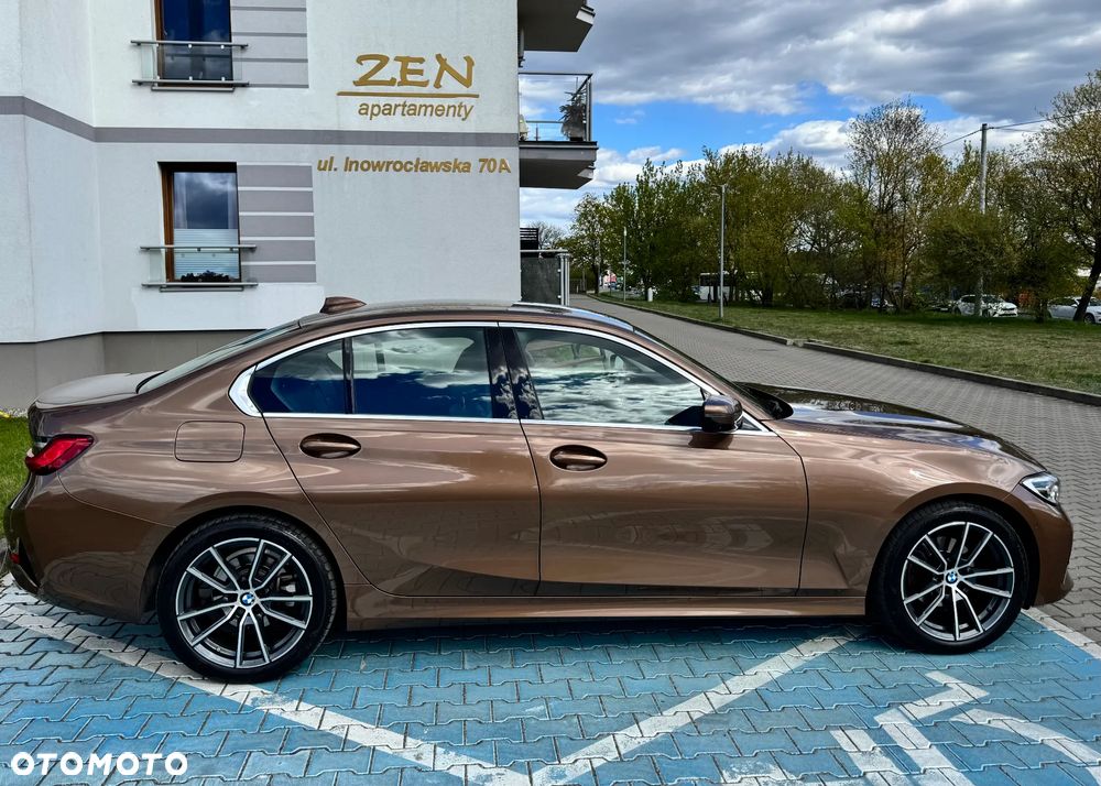 BMW Seria 3 320i Luxury Line sport - 8