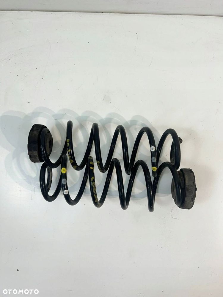 KOMPLET SPRĘŻYN TYŁ Audi A5 8T 8F - 2