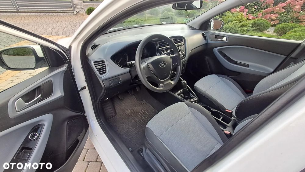 Hyundai i20 - 4