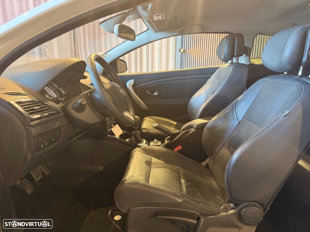 Renault Mégane Coupe 1.5 dCi Bose Edition SS - 16