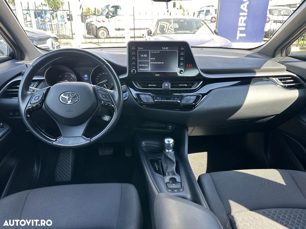 Toyota C-HR - 10