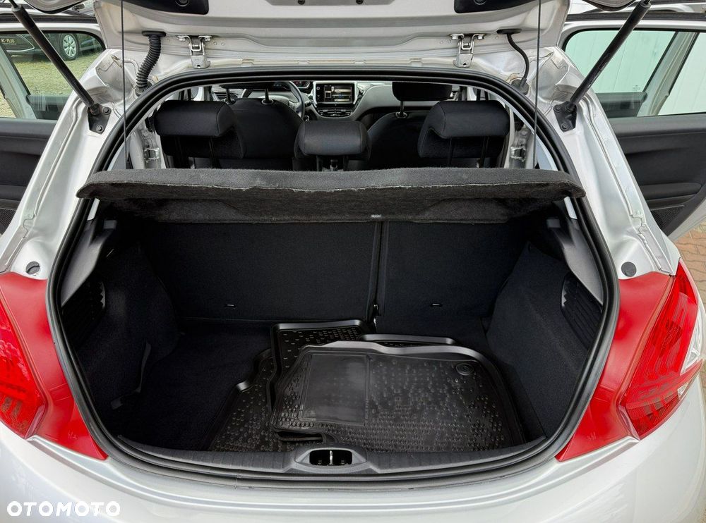 Peugeot 208 PureTech 82 Start & Stop Allure - 20