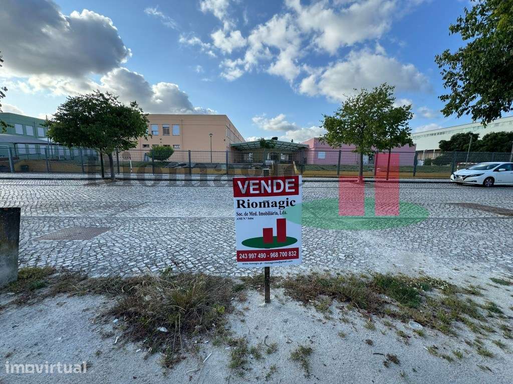 Lote Terreno para Construção de Edifício - Grande imagem: 3/32