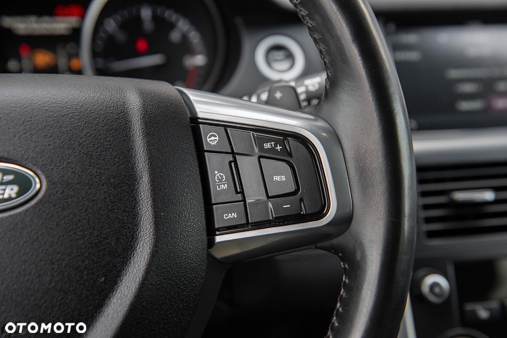 Land Rover Discovery Sport - 21