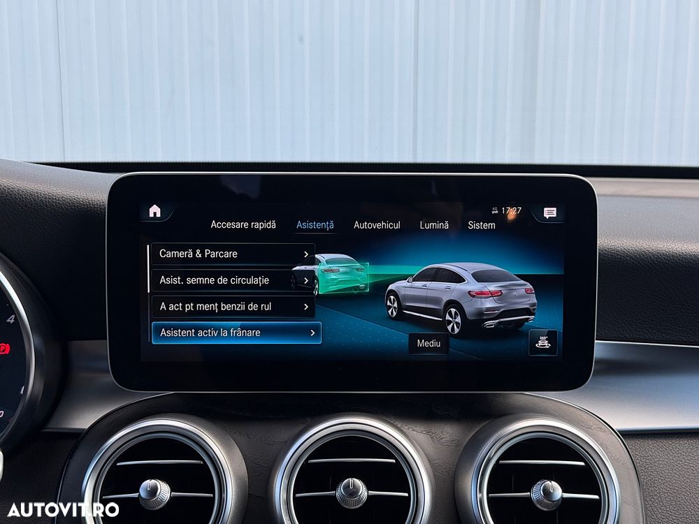 Mercedes-Benz GLC Coupe 220 d 4Matic 9G-TRONIC AMG Line - 32